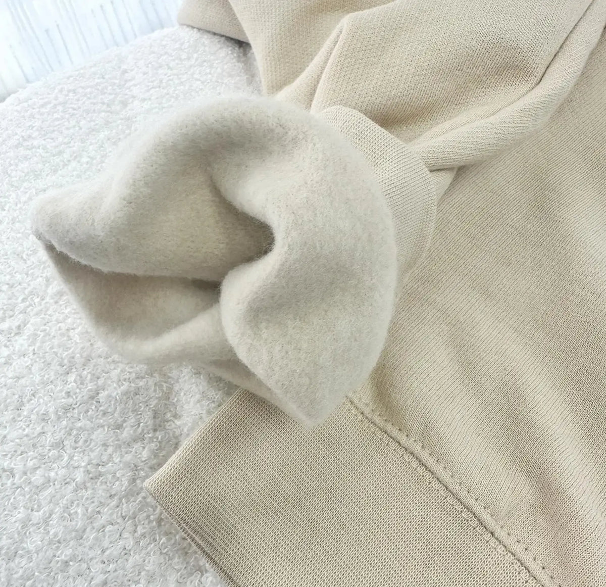 WH Oversized Crew Neck Sweatshirt｜ Early‑Fall Edition